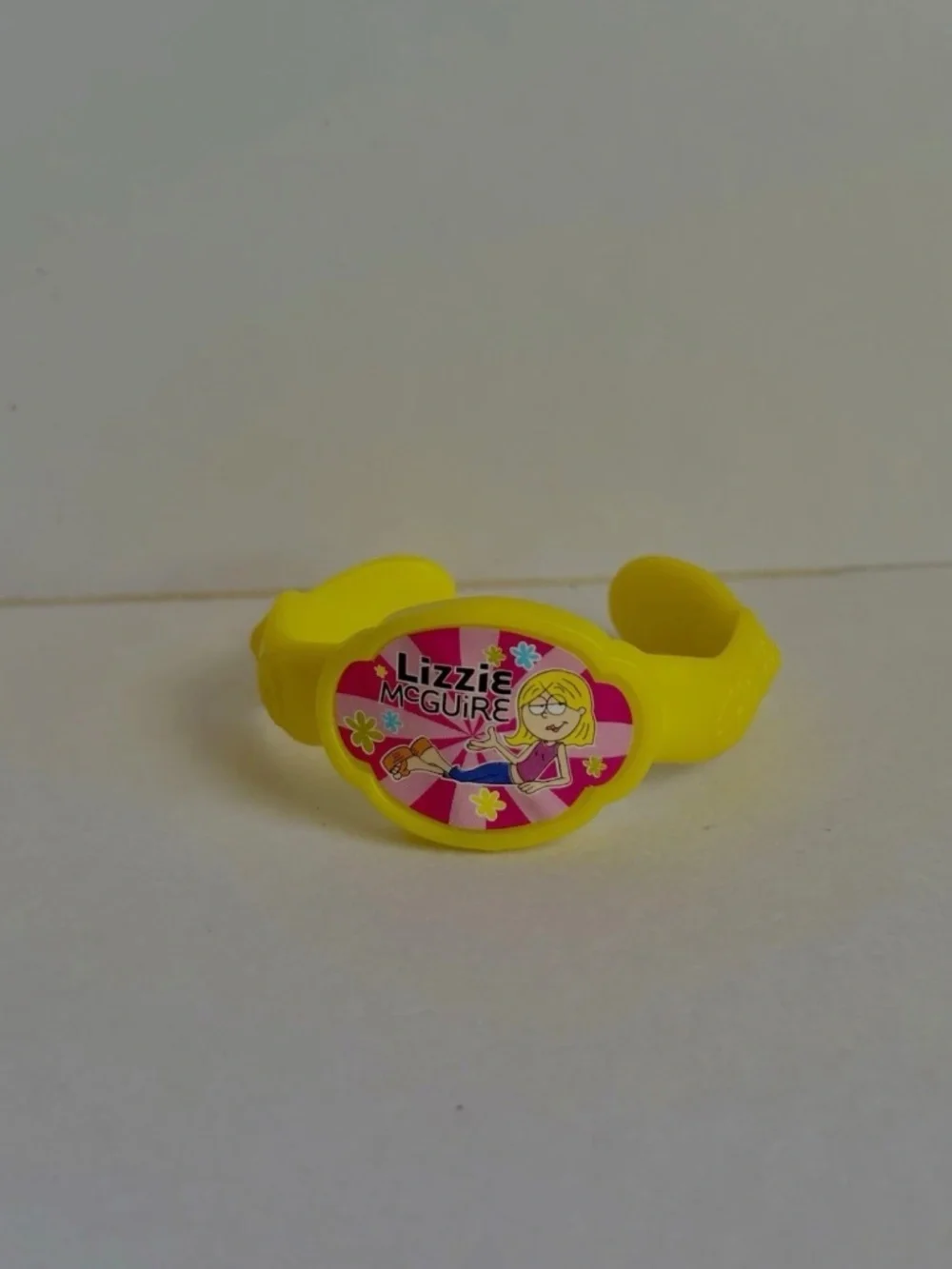 Lizzie McGuire Disney McDonalds Girls Bracelet Plastic Y2K Retro Early 2000s
